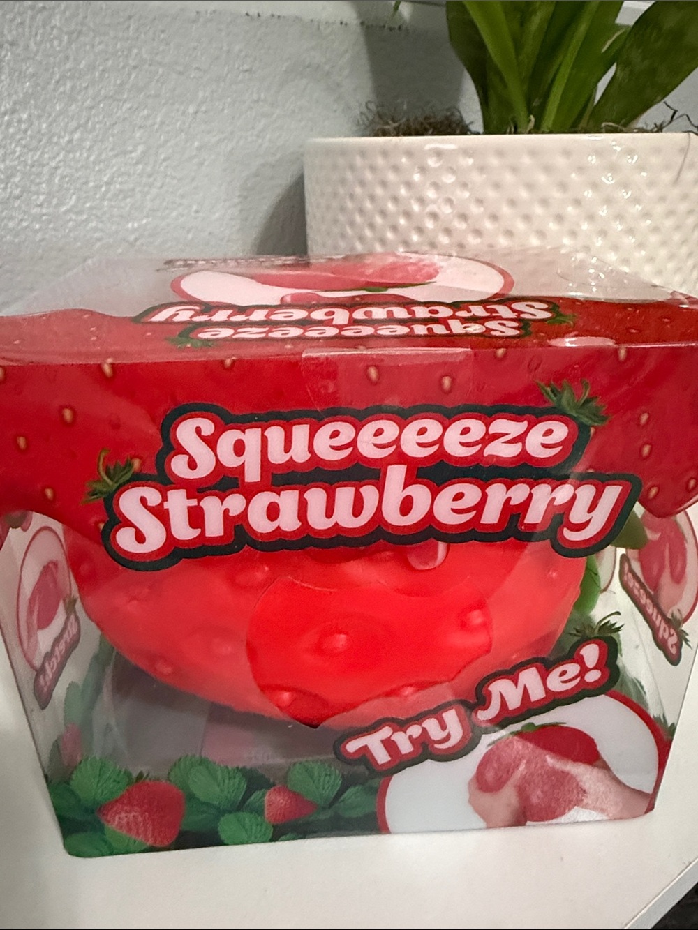 Sunny Days - Squeeeeze Strawberry Squishy 🍓